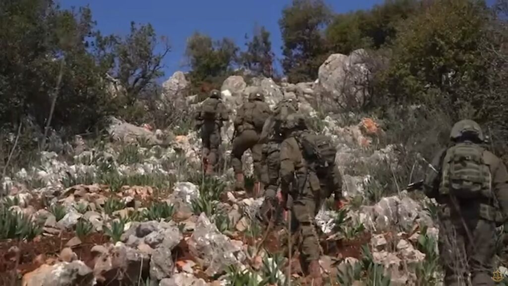 Israeli Army Detains Five Syrian Civilians in Quneitra