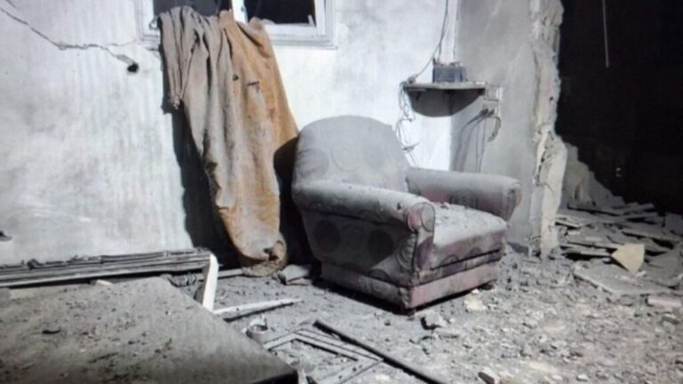 The house where the explosion occurred in the Mazzeh 86 neighborhood (a densely populated district in western Damascus), 14 November 2025 (Syrian state TV channel al-Ikhbariya)