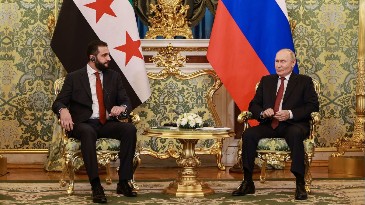 Syria’s transitional president Ahmed al-Sharaa alongside Russian President Vladimir Putin in Moscow, October 15, 2025 (Syrian Ministry of Foreign Affairs)
