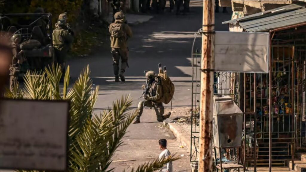 Israeli army presence in Quneitra province (southern Syria), 6 January 2025 (AFP)