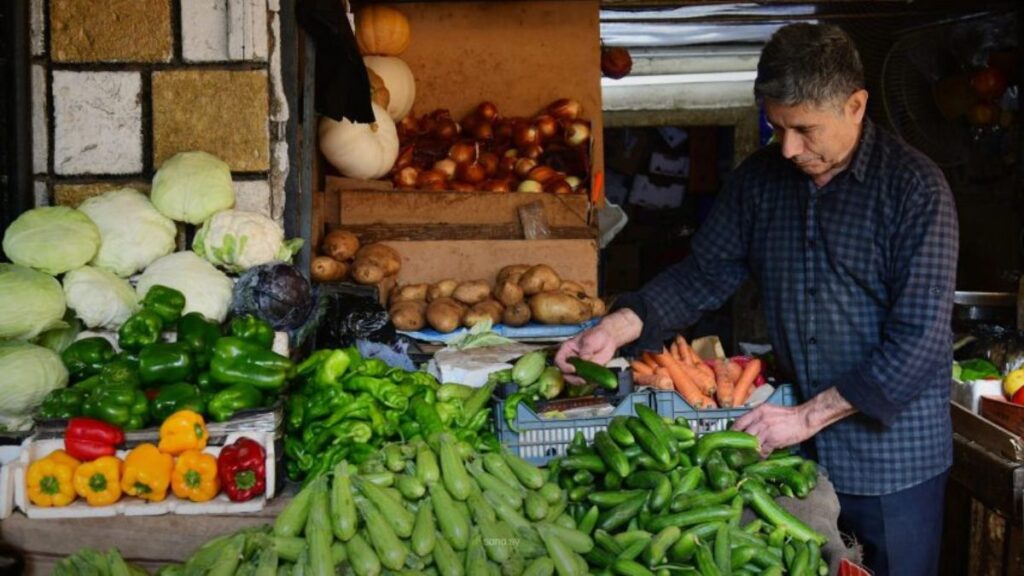A shop selling vegetables and fruits in Damascus, December 24, 2025 (SANA)