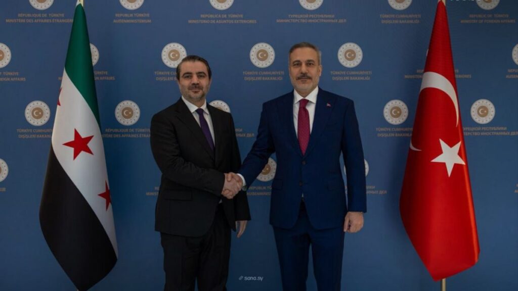 Syrian Minister of Foreign Affairs and Expatriates Asaad Hassan al-Shibani with his Turkish counterpart, Hakan Fidan, in Ankara, April 9, 2026 (SANA)
