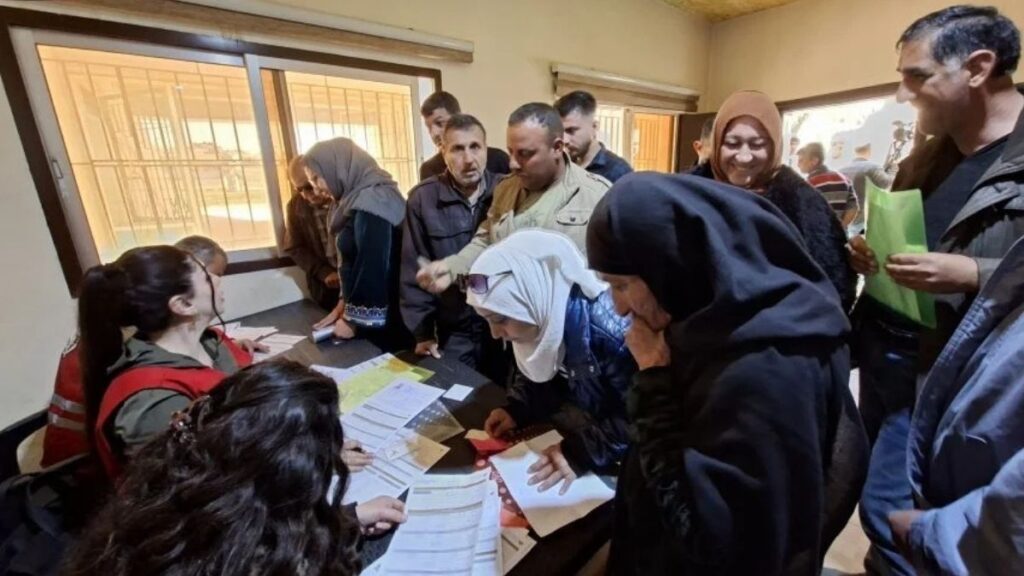 Receiving naturalization applications in Hasakah, April 16, 2026. (Hawar)