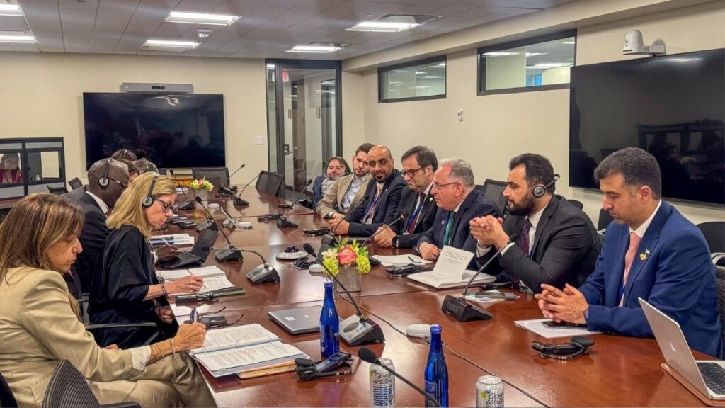 A meeting between the Syrian delegation and World Bank Managing Director Anna Bjerde, April 19, 2026. (Syrian Ministry of Finance)