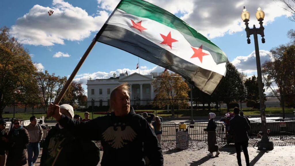 The Syrian flag outside the White House during a meeting between Syrian President Ahmed al-Sharaa and U.S. President Donald Trump, November 10, 2025. (Reuters)