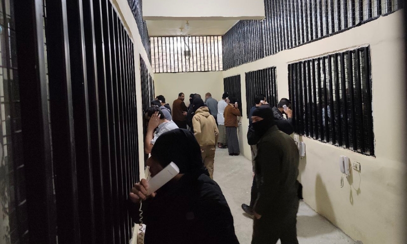 A visit for inmates’ families at al-Aqtan Prison in Raqqa governorate, February 2, 2026 (Ministry of Interior)