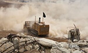 Defense Ministry mine-clearing vehicles remove mines and unexploded ordnance in al-Hamamiyat and surrounding areas in the Hama countryside, October 12, 2026 (Enab Baladi/Eyad Abdel Jawad).